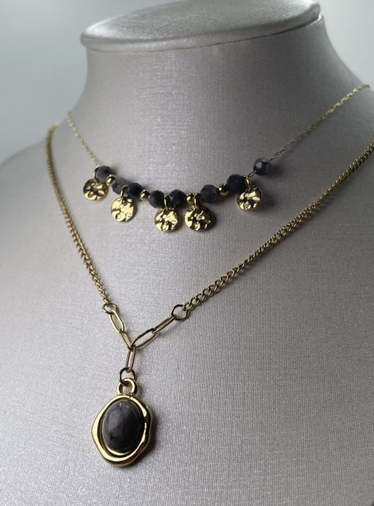 Necklace set with black pearls