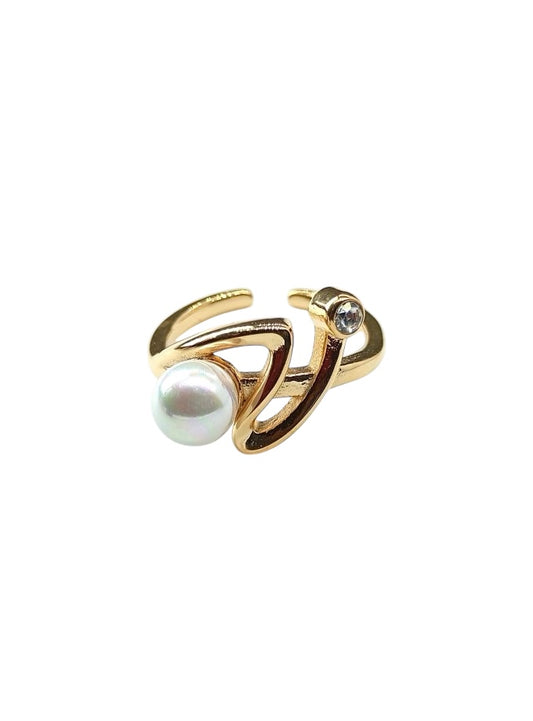 Unique design rings with pearl and diamond