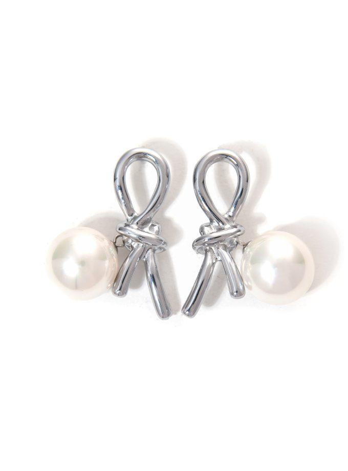 Pearl braided earrings